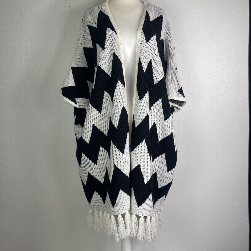 Women's Kimono Wrap Sweater Lagenlook Boho Open Fringe Chevron Size M/L Cozy